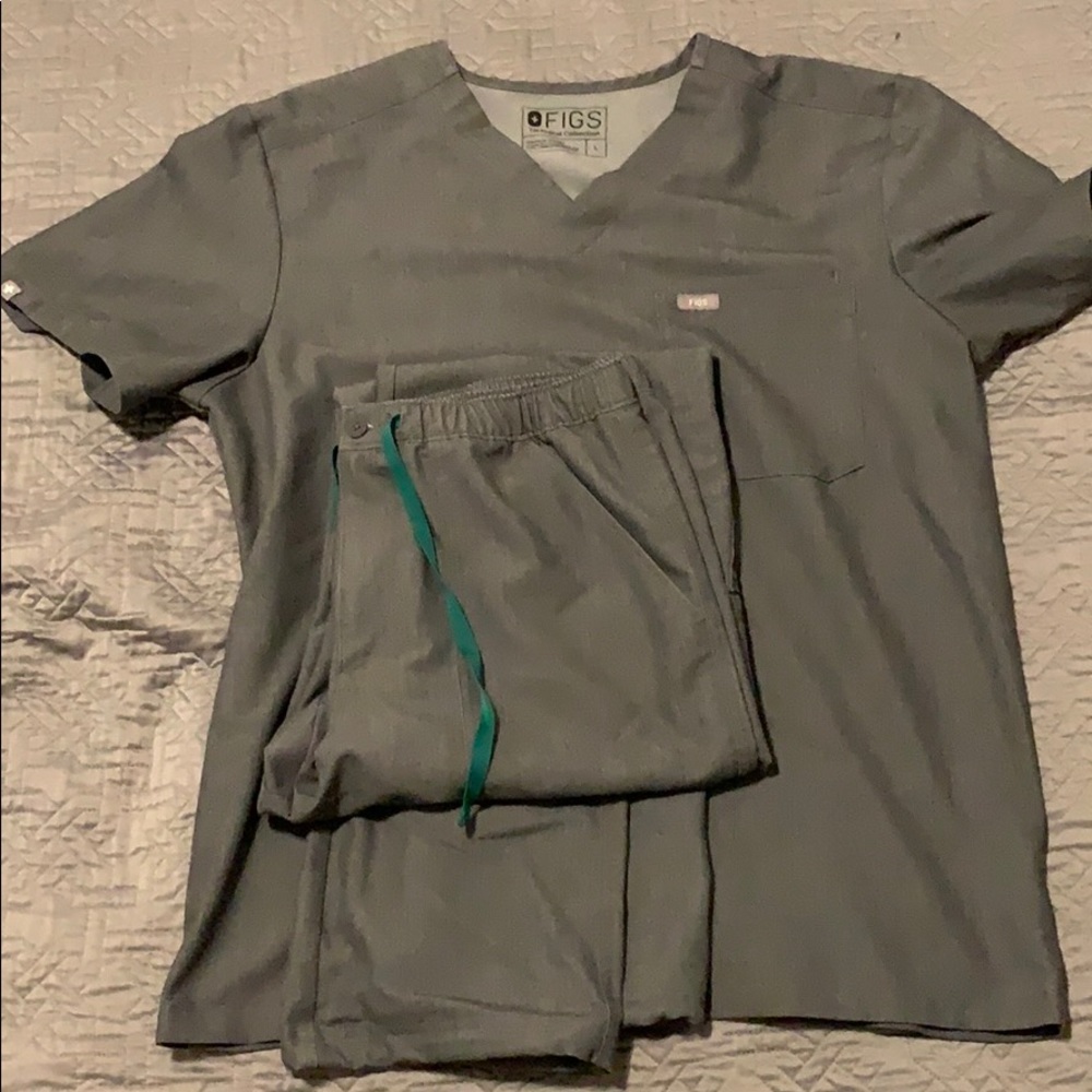 Figs Men’s Scrub Set (top + bottom) Multiple!